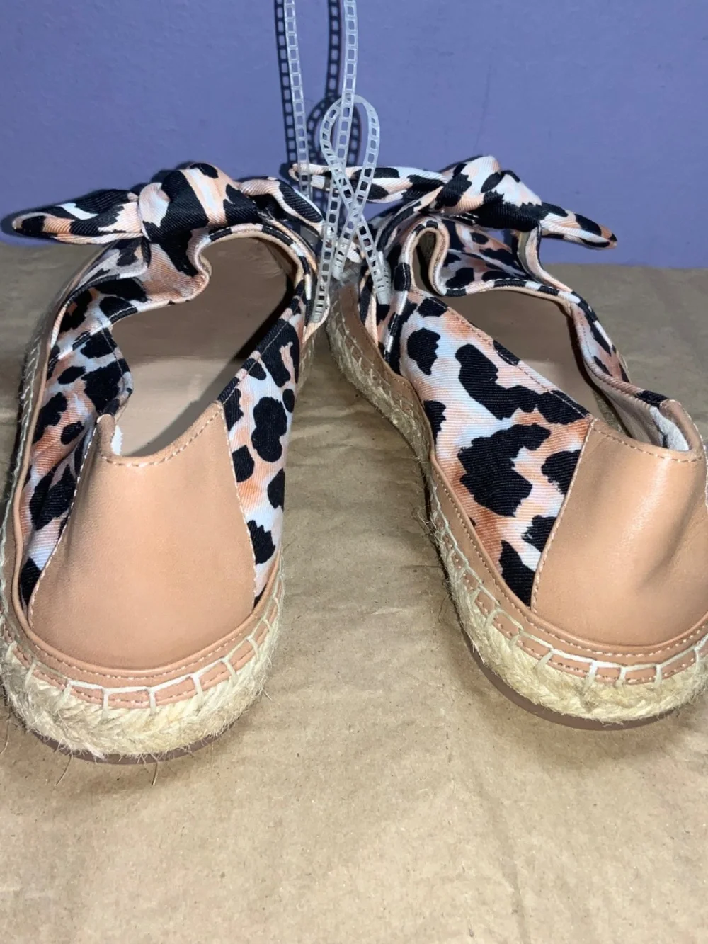 Antonio Melani Locklinn Leopard Print Bow Detail Canvas Espadrilles Sz 7.5